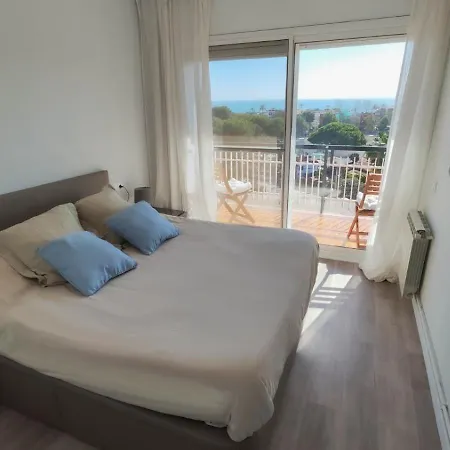 Apartment Leonardo Primero Castelldefels