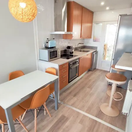 Leonardo Primero Apartment *